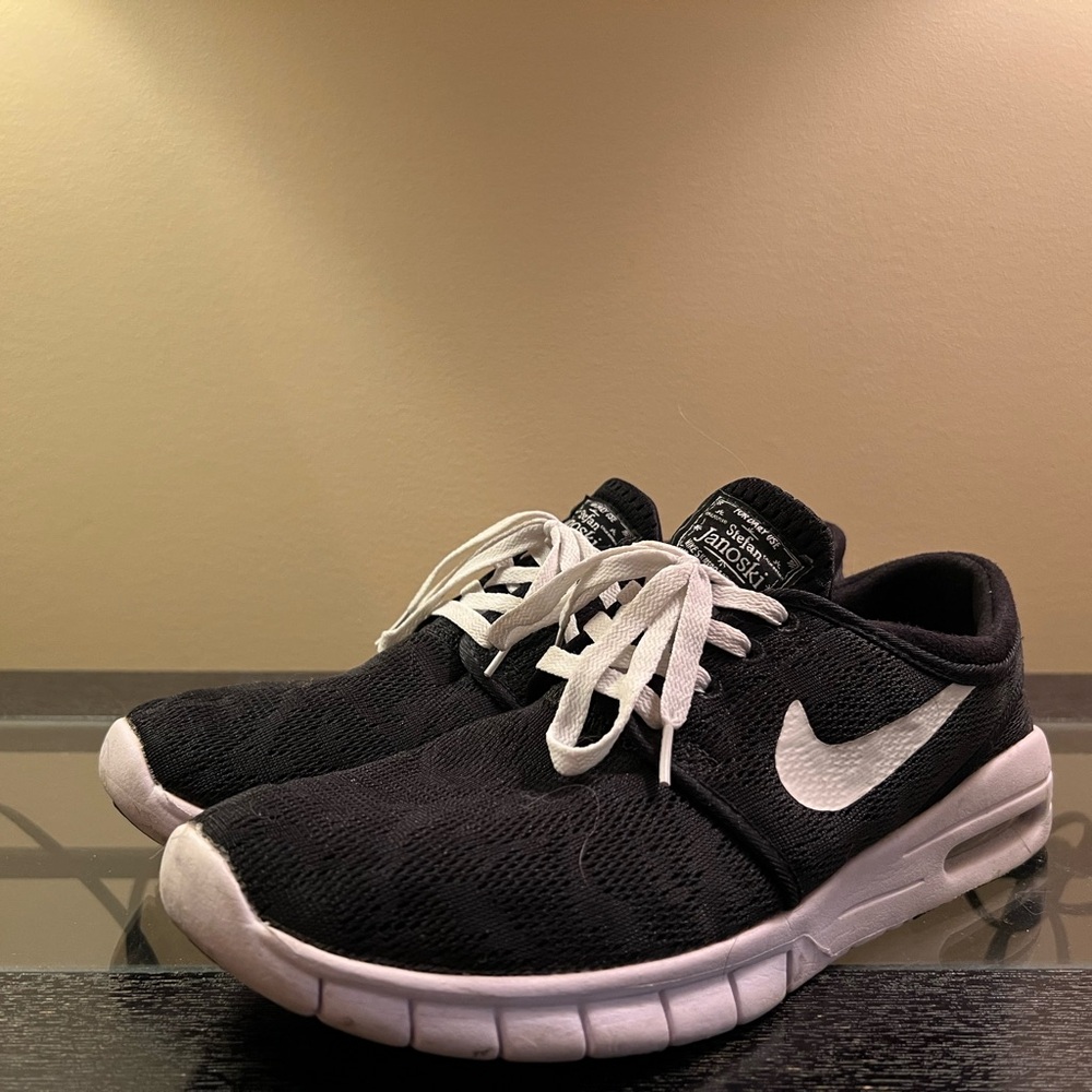 ❌SOLD❌ Nike SB Janoski Max Men's Black White Skate Sneakers